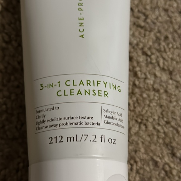 EXUVIANCE - 3-in-1 Clarifying Cleanser - Picture 5 of 10